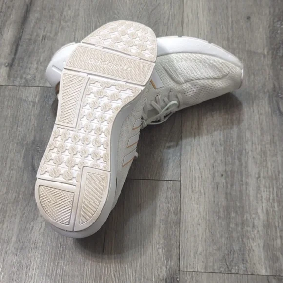 Adidas Swift Run 22 Women’s Size 6.5 - Picture 8 of 8
